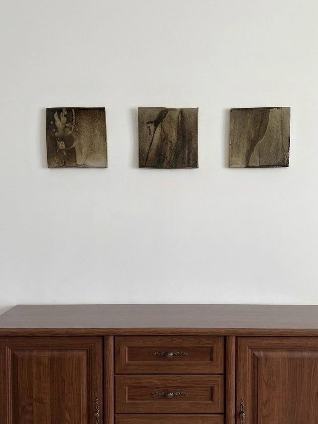 Set ceramic tile