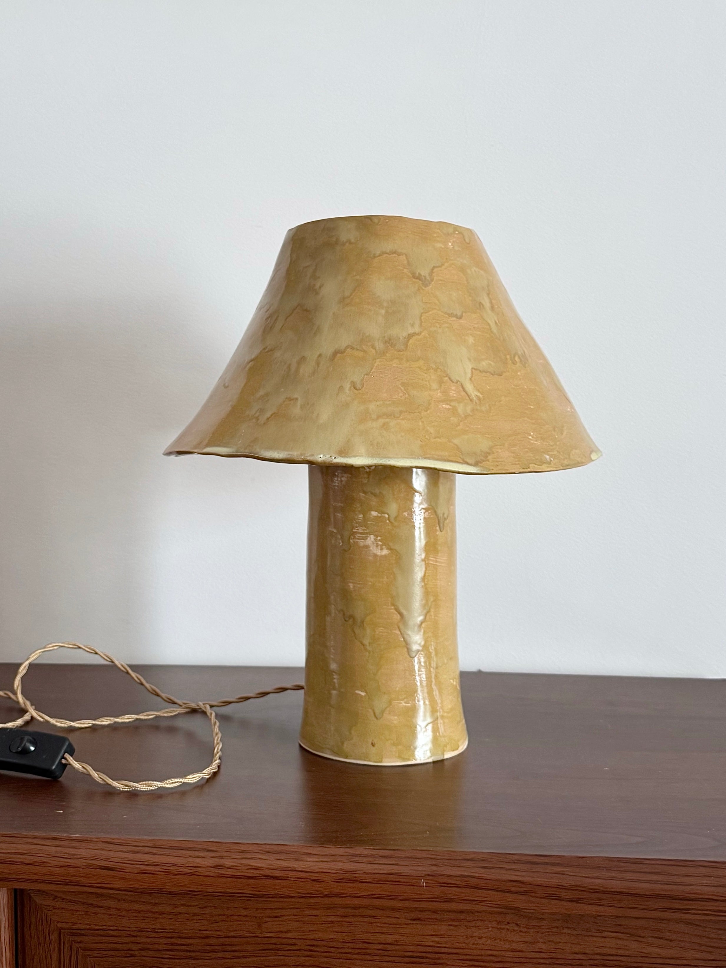 Table lamp | Ochre-yellow 14”